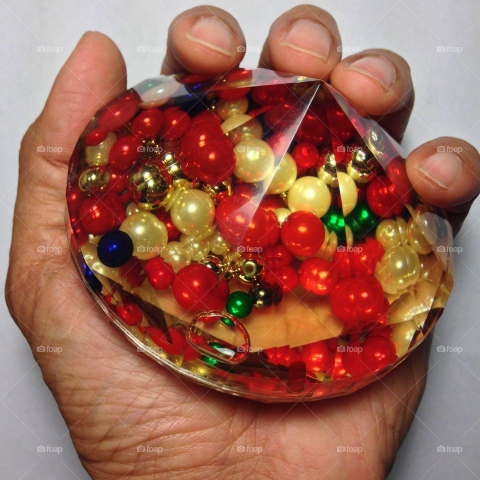 Red Beads

Published by:
HappyBrownMonkey 