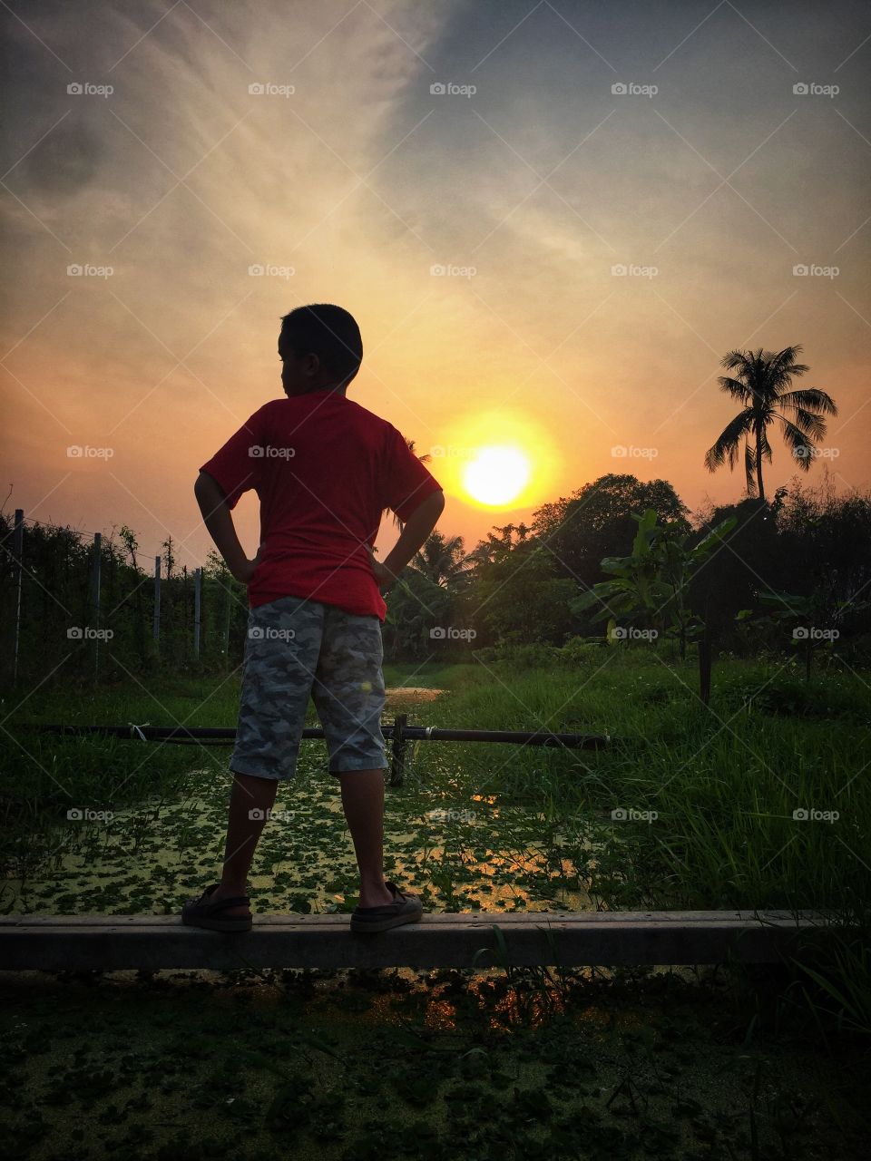 Break free from negative people
Because negativity has a way of passing From person to person
And they will drag you down with them.