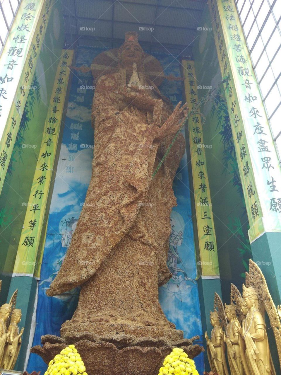 Tượng Phật.