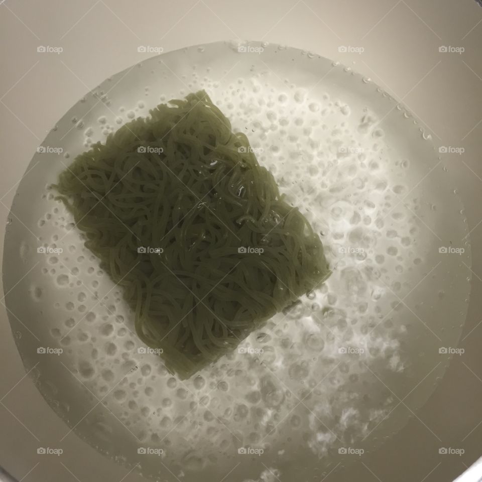 Bubbling. Boiling noodles