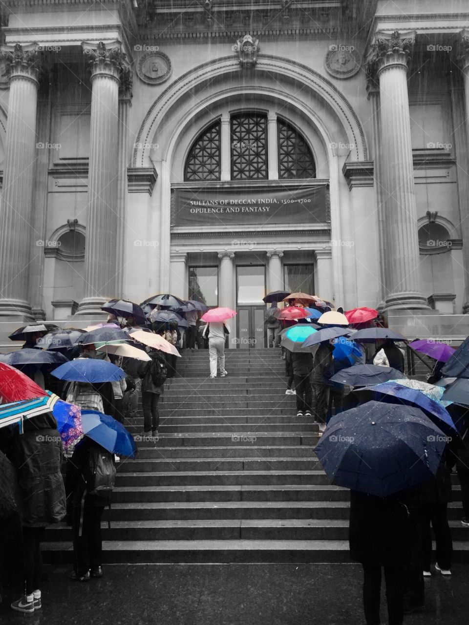 Rainy Day at the MET. Queue at the MET Museum in NYC