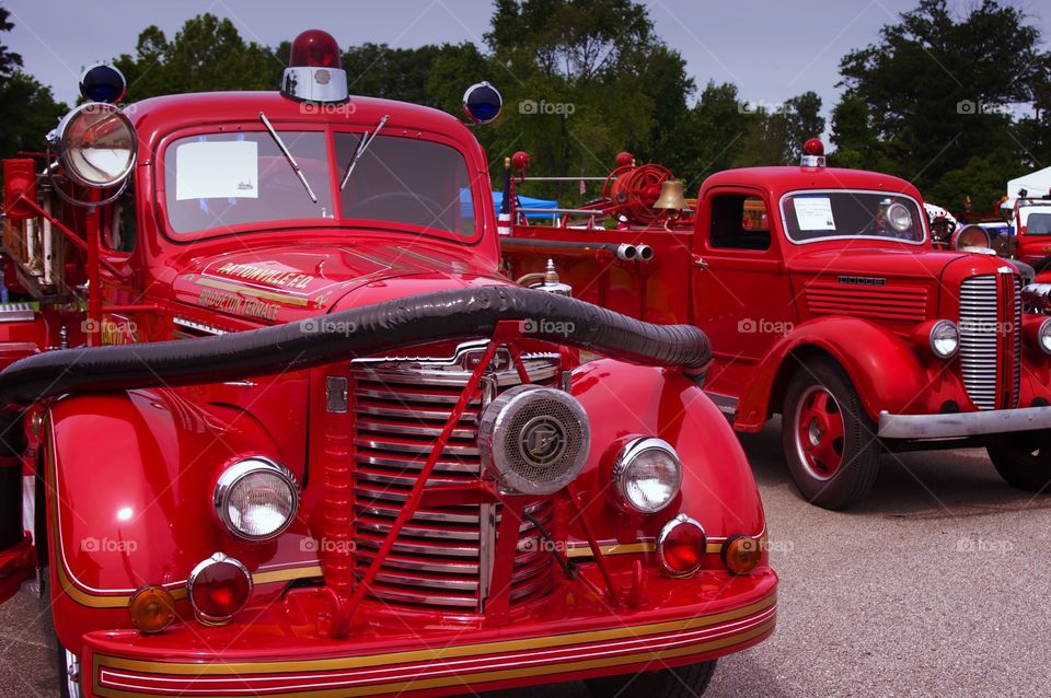 Antique fire trucks at auto show 