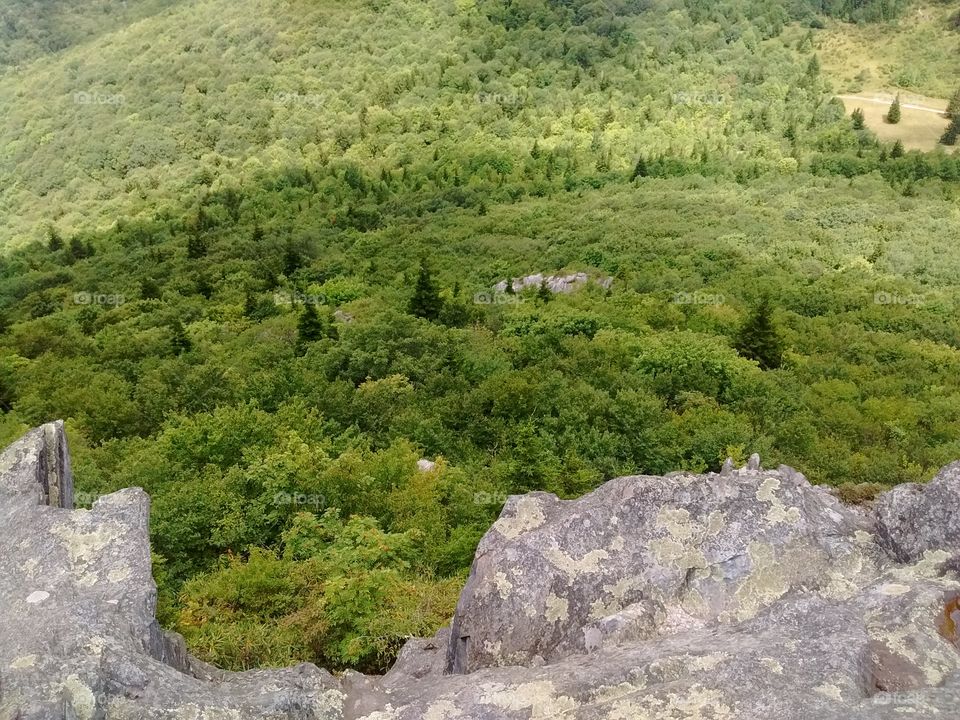 twin pinnacles trail VA
