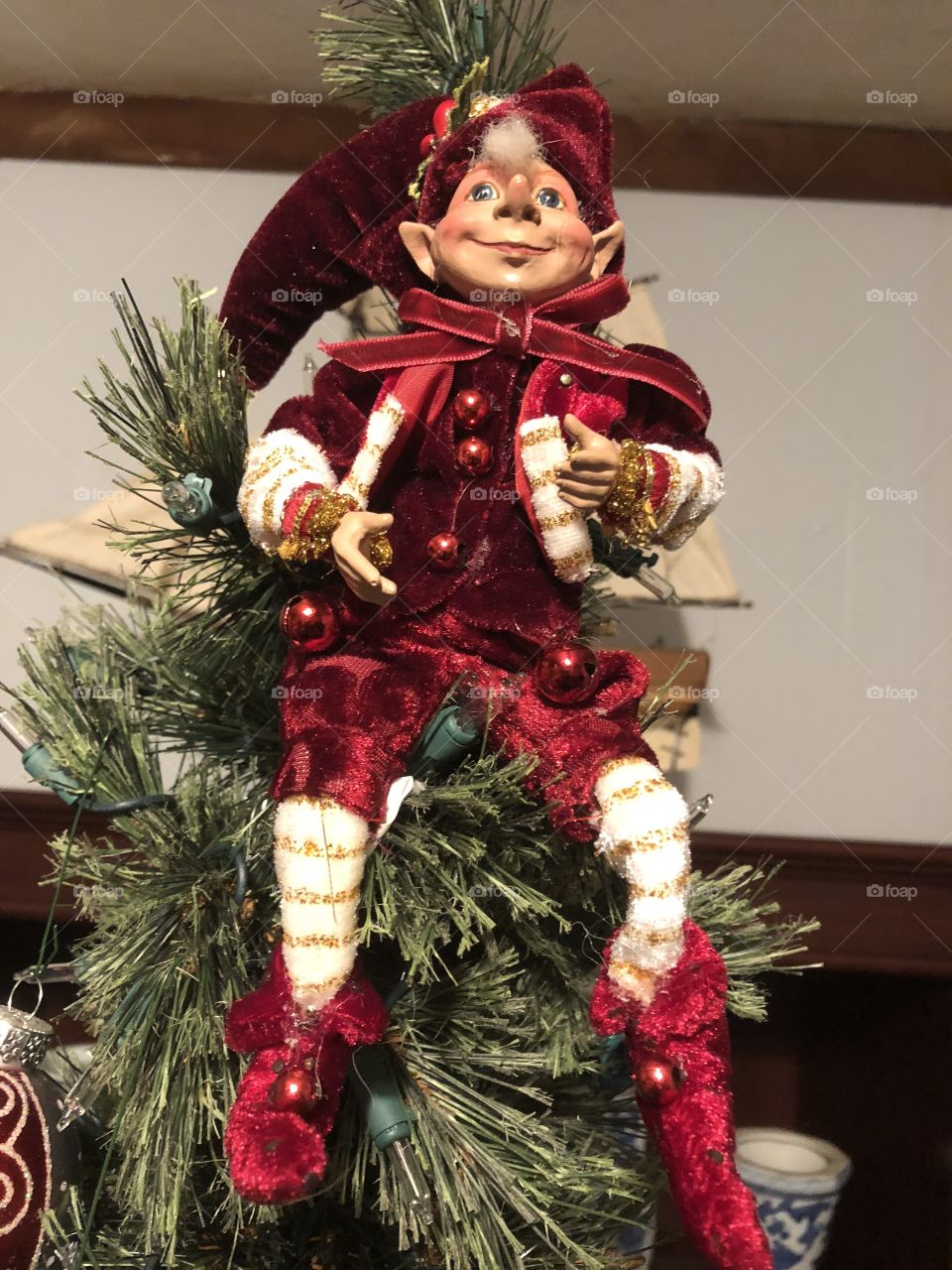 Elf on the shelf tree topper 