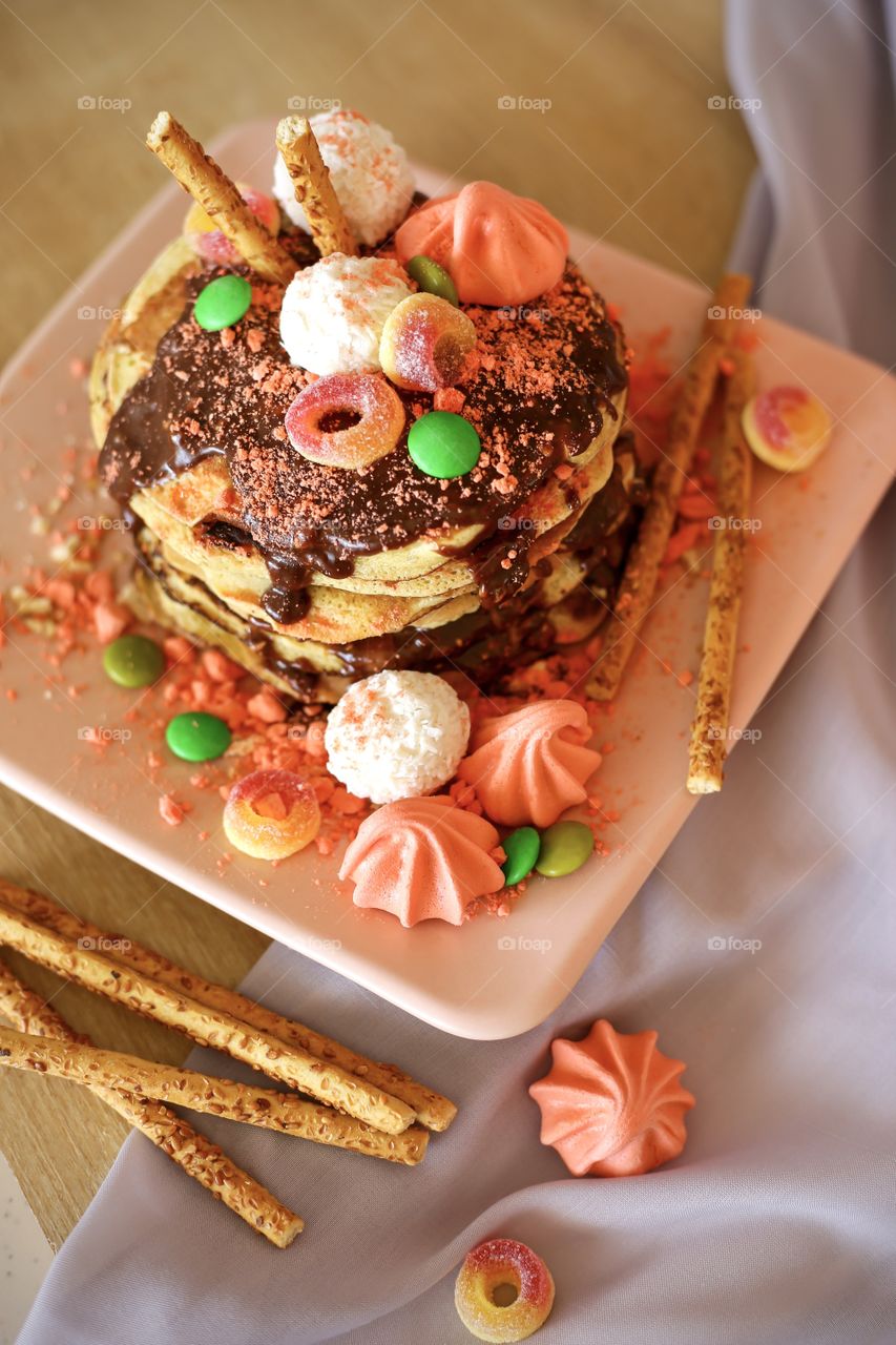 Pancakes with chocolate 