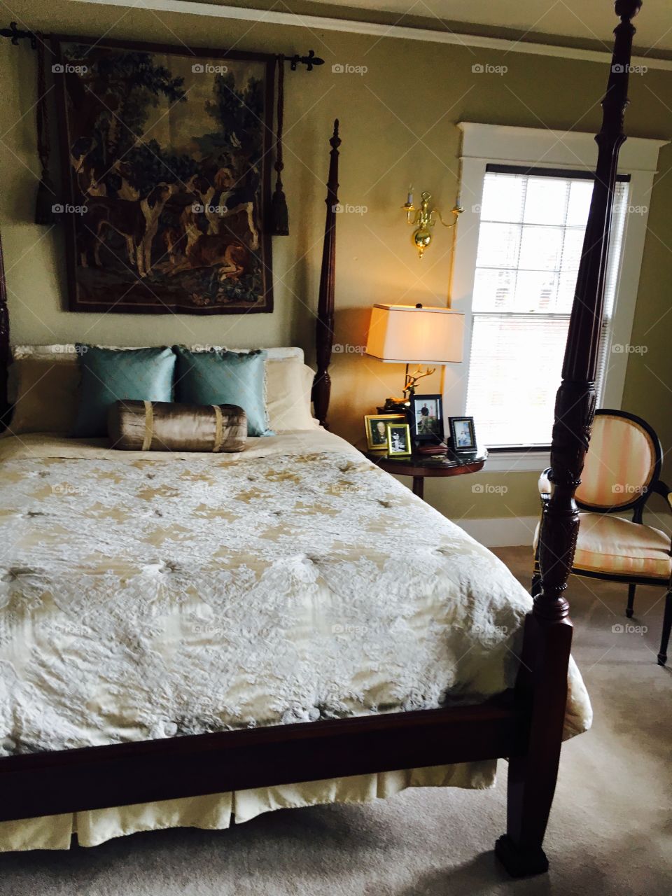 Love the flow in this room