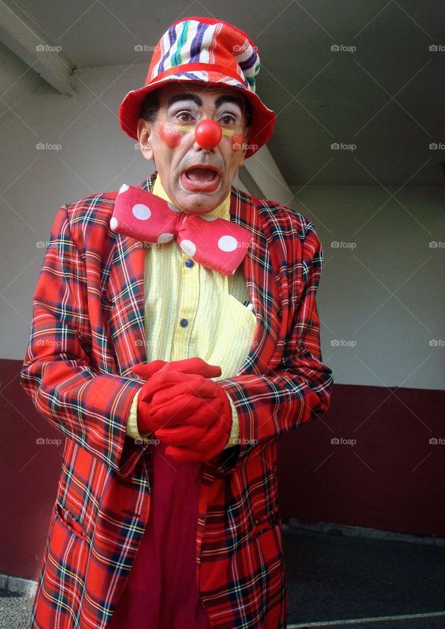 clown surprised to see so many people