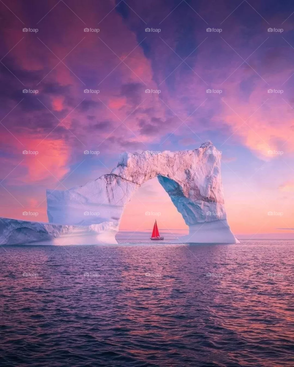Alone in the sea