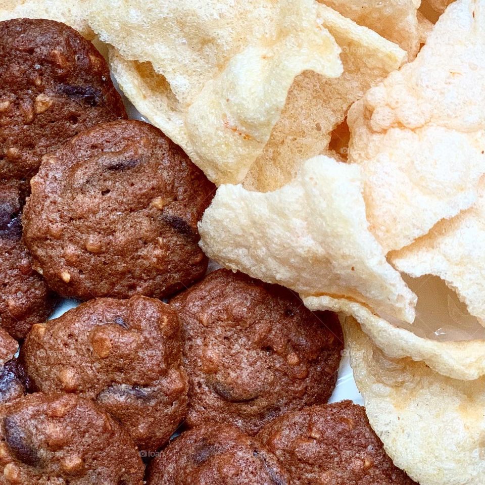 Cookies and crackers are heavenly combo 