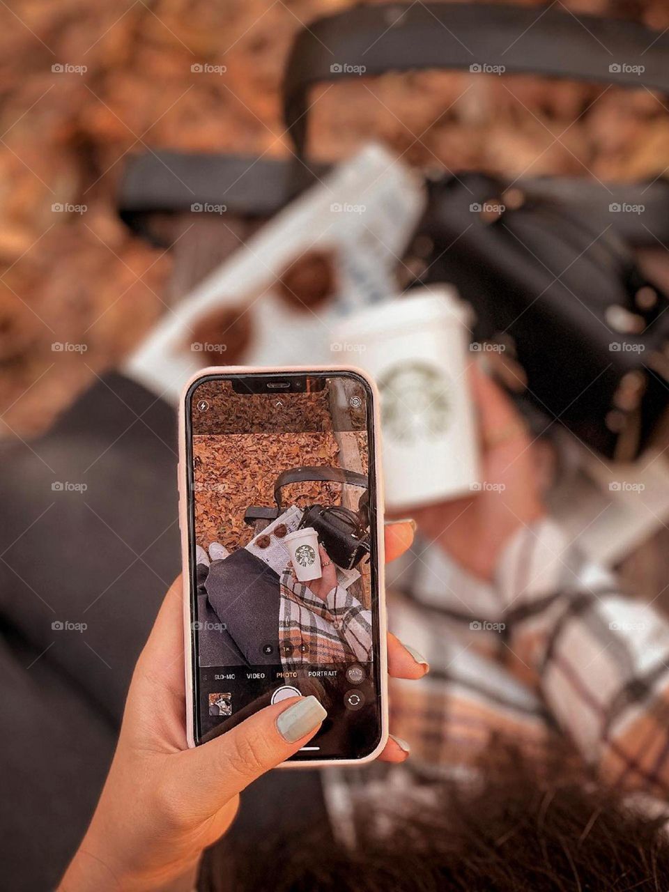 Photography in Fall has a different feeling! Even photos of dry yellow and orange leaves on the ground are so beautiful. Recording the Fall moments is beautiful..