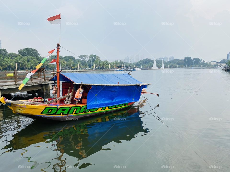 Bandar Djakarta Ancol is a seaside seafood restaurant located in the Ancol tourism area. True to its name, the restaurant ensures a picturesque seaside view which you can enjoy while devouring fresh and quality seafood.