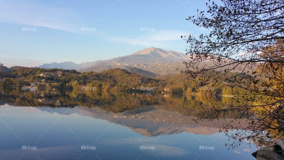 mountain mirror on the lake