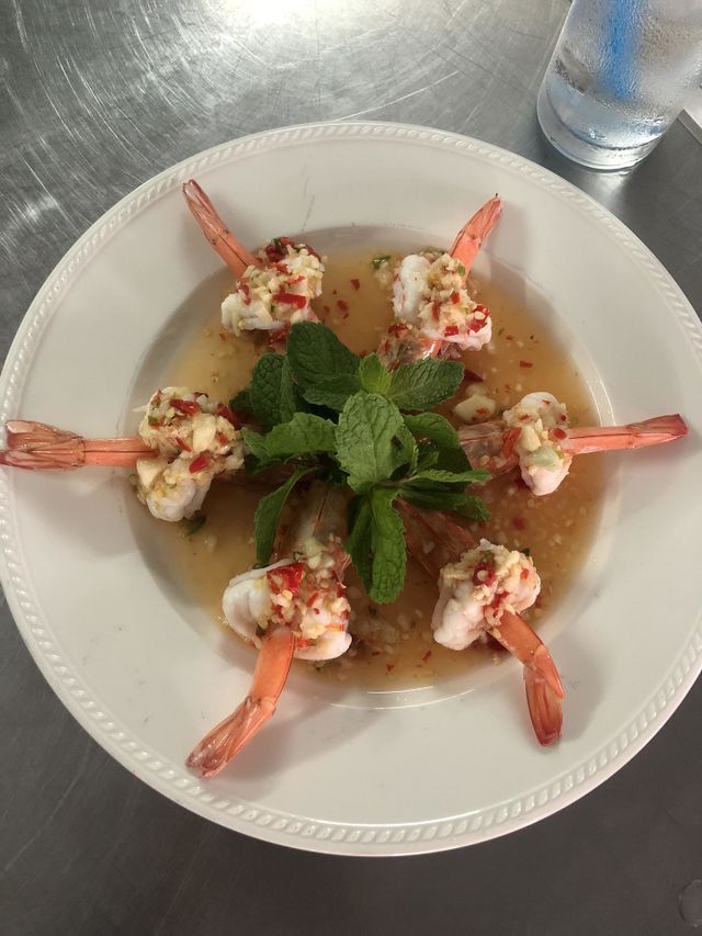 Spicy shrimp salad