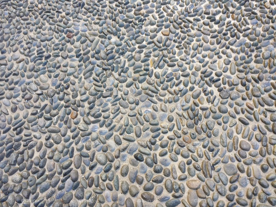 floor with stones