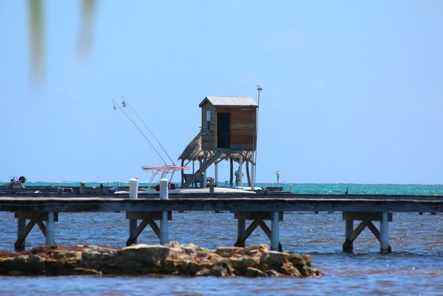 Docks 
