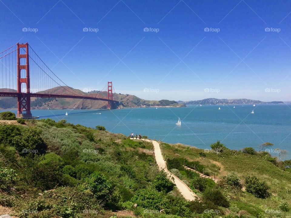 Panoramic view of the Golden State Bridge in San Francisco.