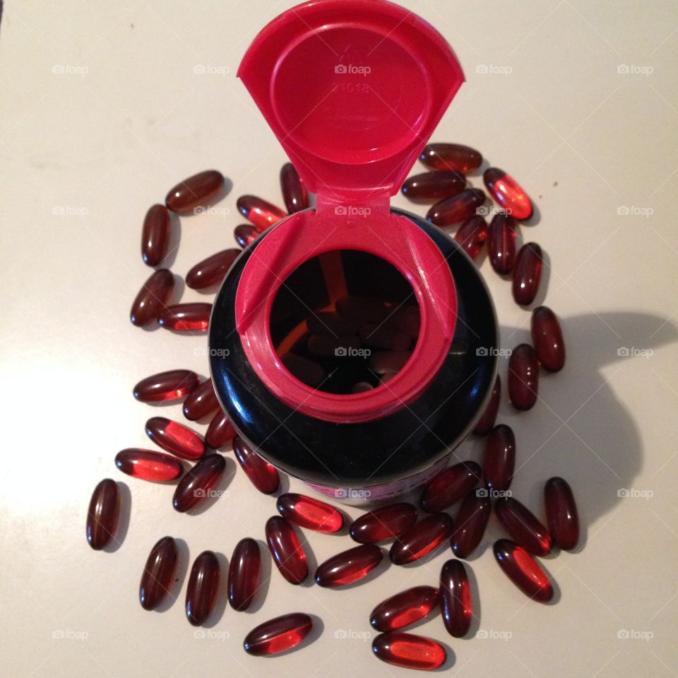 My Red Capsules

Published by:
HappyBrownMonkey 