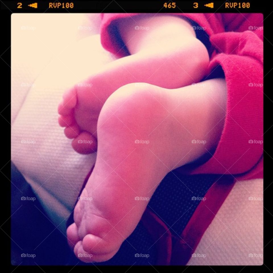 Baby feet 