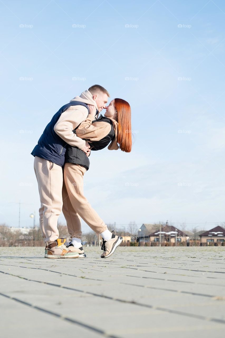 couple dancing