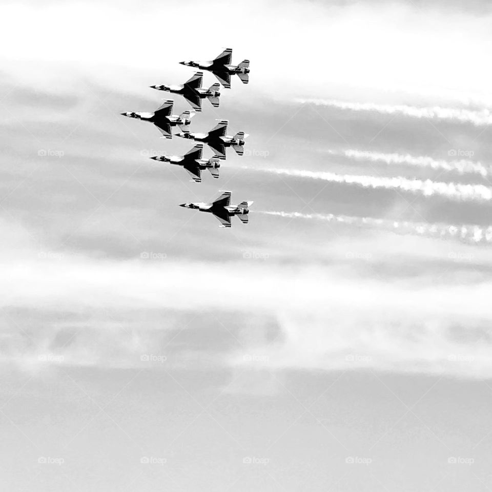 Airshow by thunderbirds