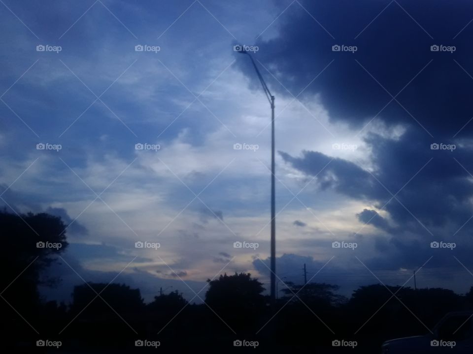 picture of the sky at sunset time