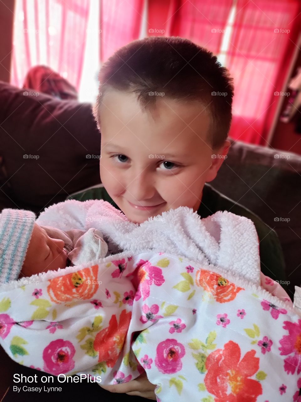 Meeting a new addition to the family is always a precious moment! Cherish these moments for they only last a short while.