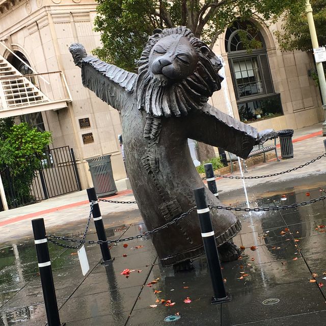 Dancing Lion