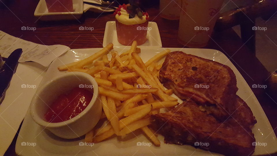 Croque Monsieur with Frites