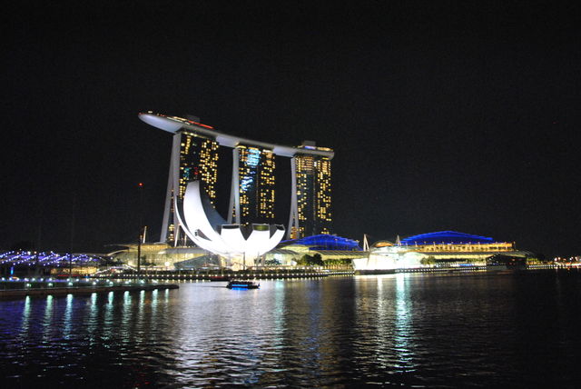 Marina Bay Sands, Singapore
 view at night