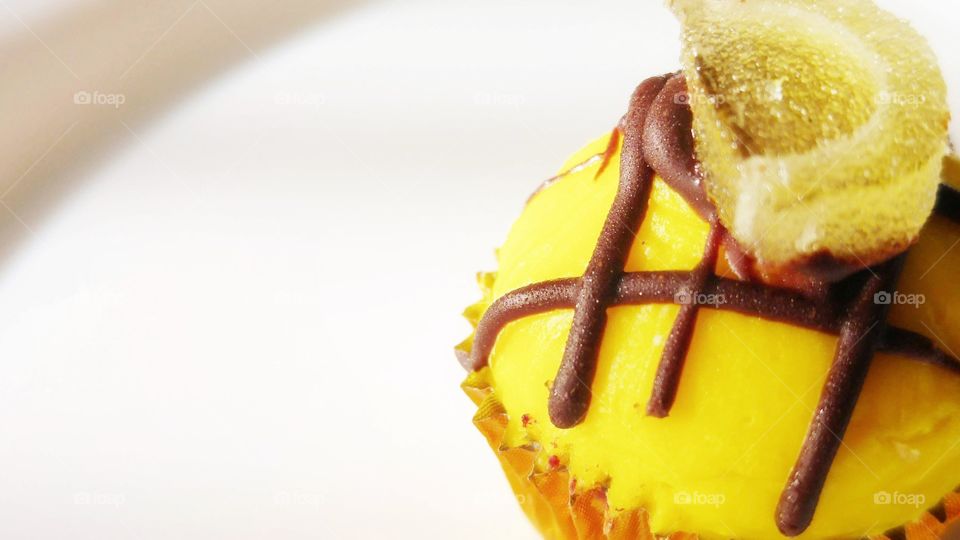 Candy, candy, I want candy.