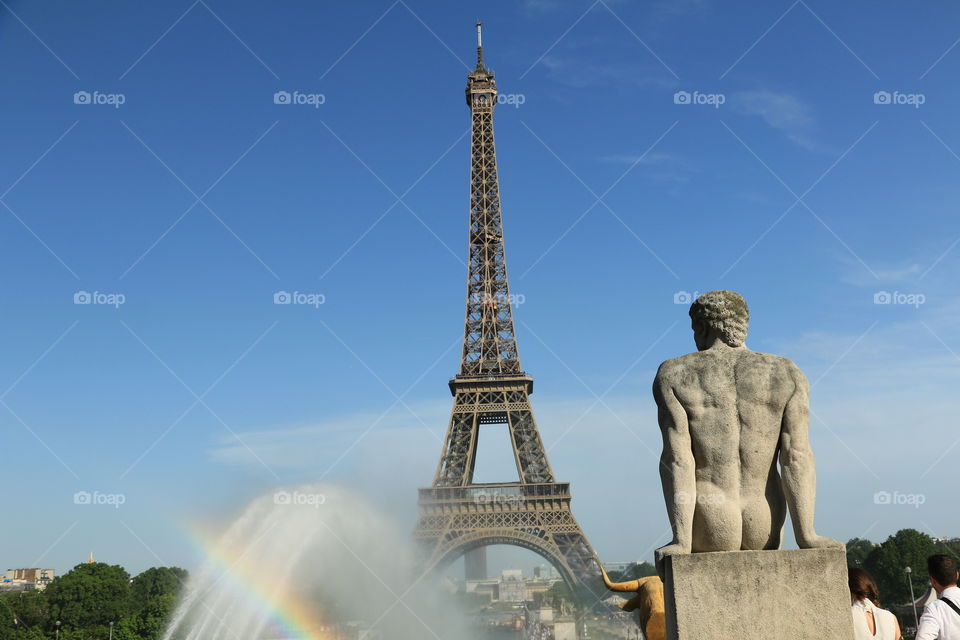 Eiffel tower the big