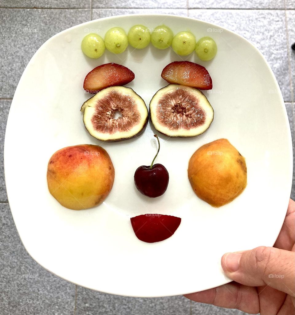 🇺🇸 Delicious fruits to serve the kids: grapes, plums, figs, cherries, peach! / 🇧🇷 Frutas deliciosas para servir a criançada: uva, ameixa, figo, cereja, pêssego!