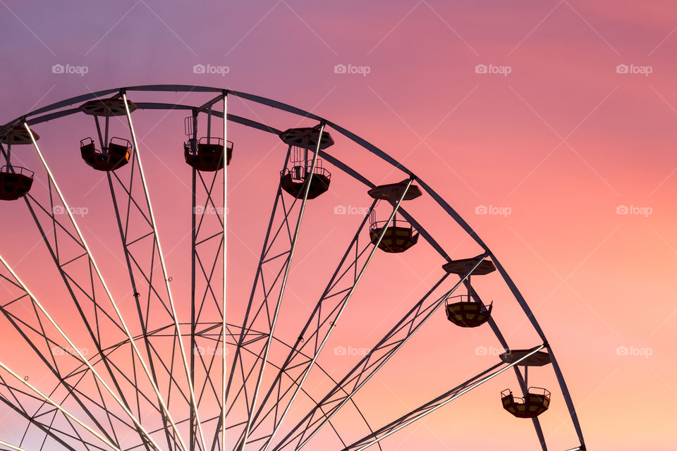 Ferris wheel at sunset