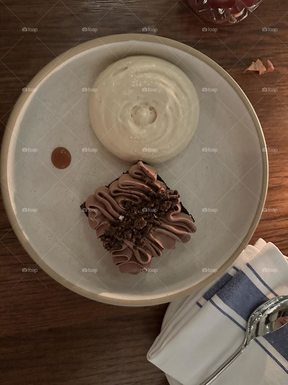 dessert in a plate , bird-eye view