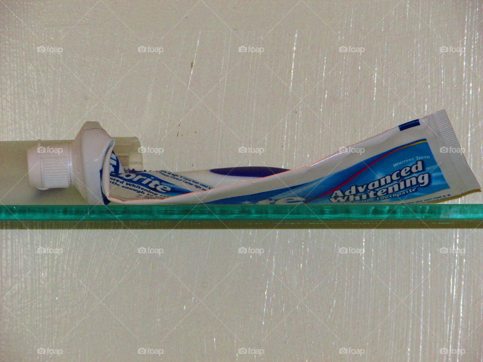 Teeth whitening "squeezed to the last drop"