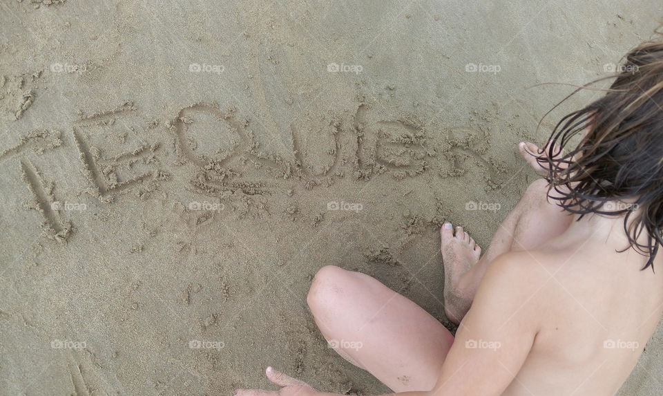 Write on sand