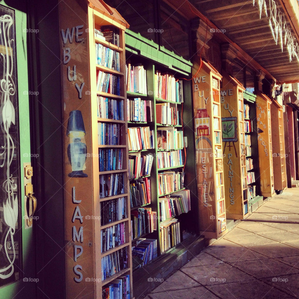An outdoor book store in Atlantic City, New Jersey