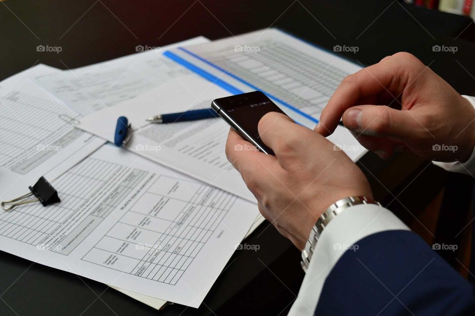 BUSINESSMAN IN OFFICE