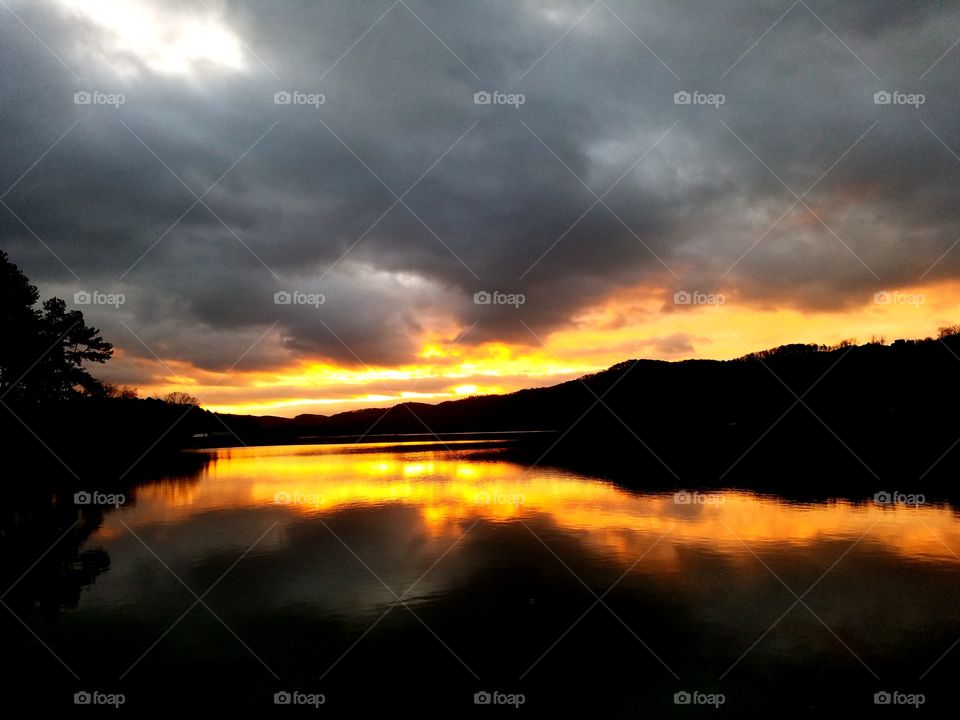 Sunrise Over Lake Weiss