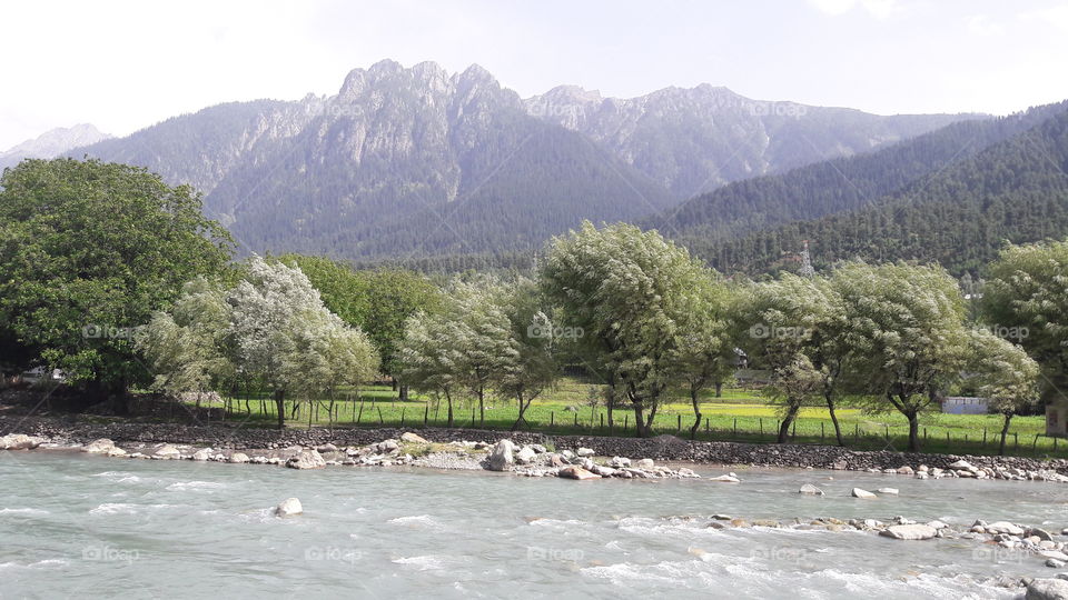 beautiful kashmir valley