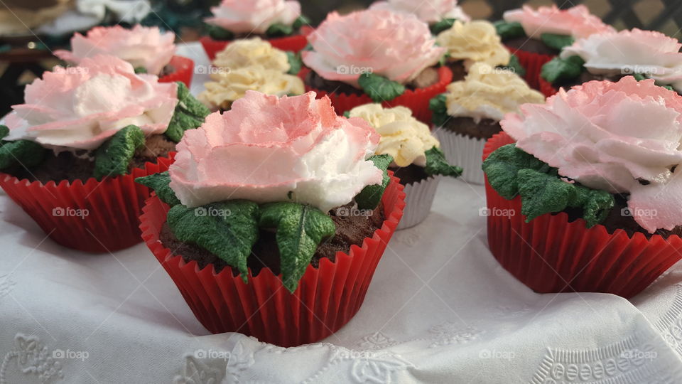 Rose Wedding Cupcakes