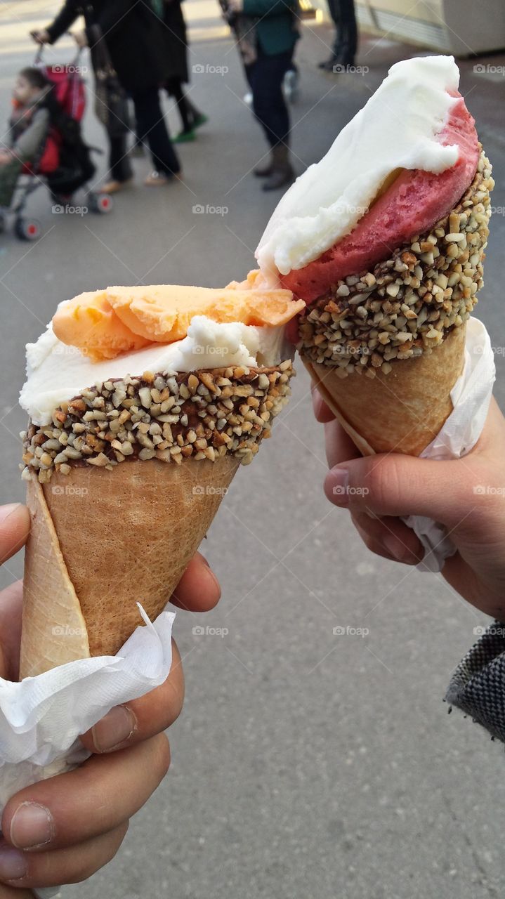 Ice cream . Turkey 