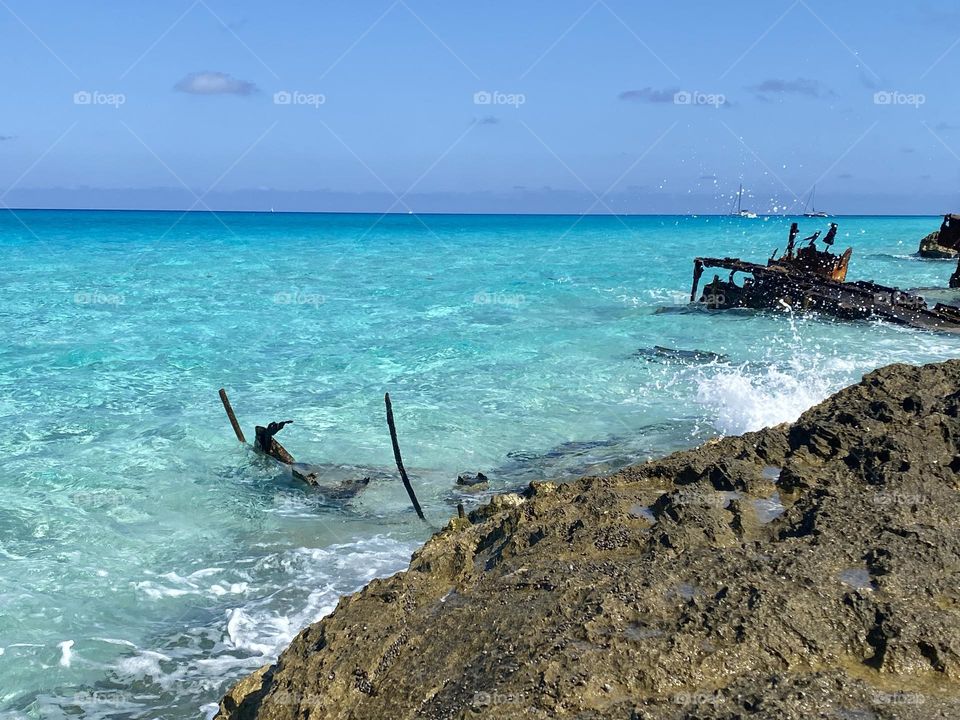 Shipwreck in Bimini, Bahamas 