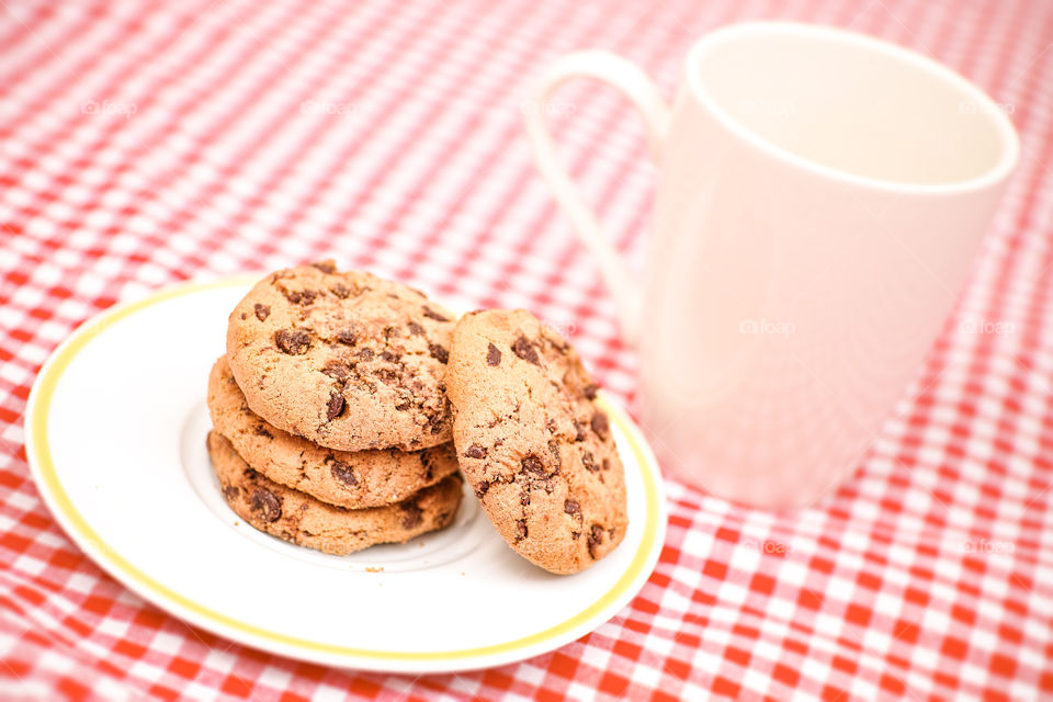 Cookies in plate on table