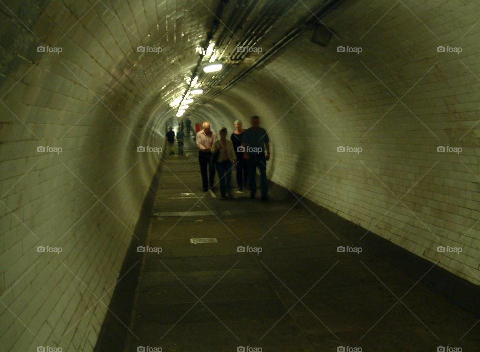 Tunnel under the Thames 