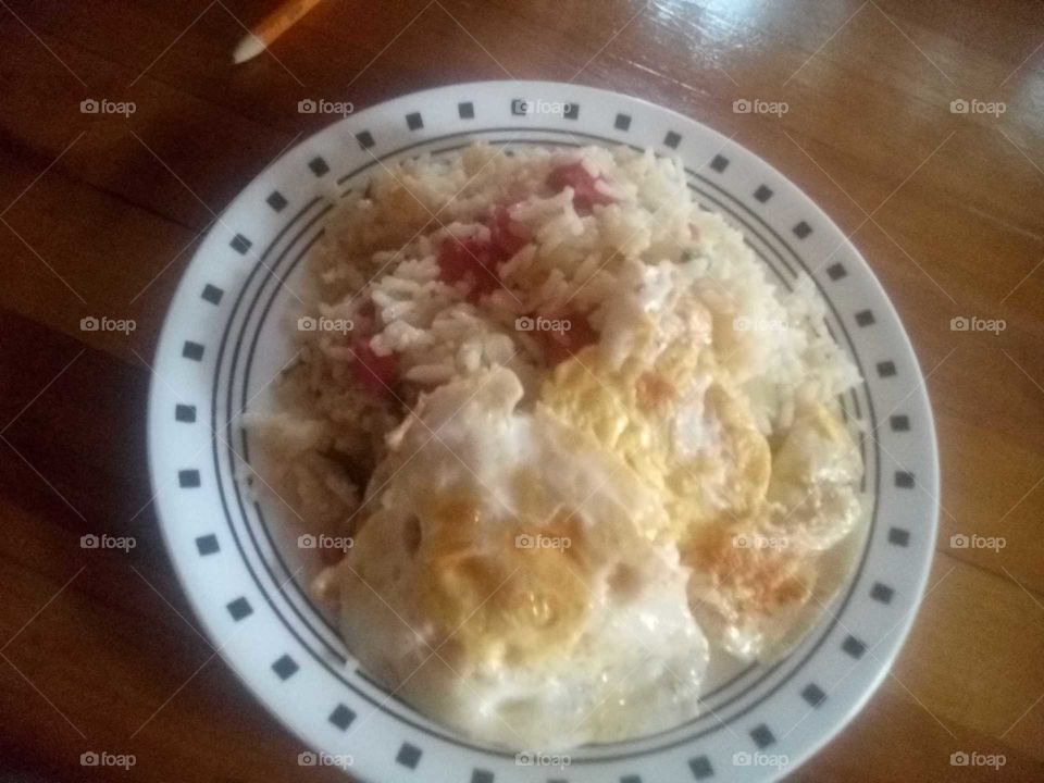 we love to cooking in the kitchen and come up with different meal ideas and share with your friends.