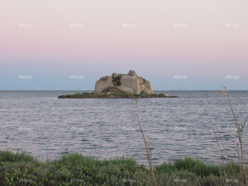 Castle in the Sea-Representation of Solidarity a Castle at Peace on it’s very own Island