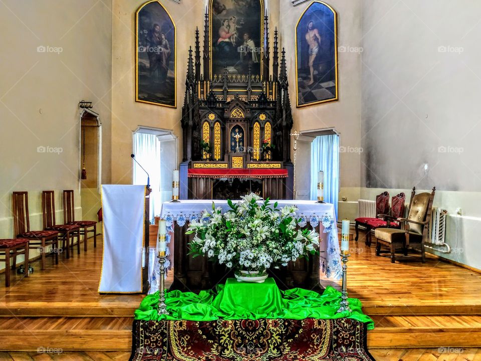 Road to the altar ... Lithuania, July, 2019.