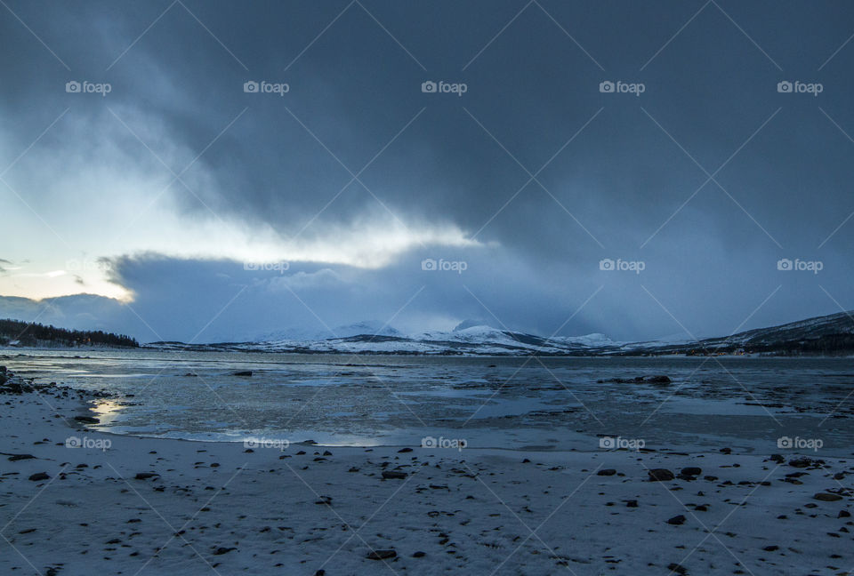 View to the mountains from Hakøya