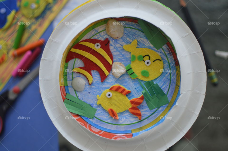 Kids activities, days with kids in isolation, lockdown, aquarium with paper plates, easy art projects with kids, indoors 